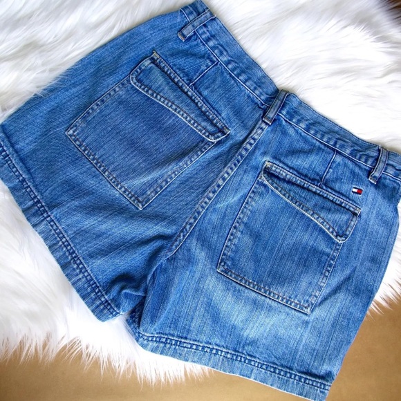 Tommy Hilfiger Shorts Sz 8 - Picture 2 of 4